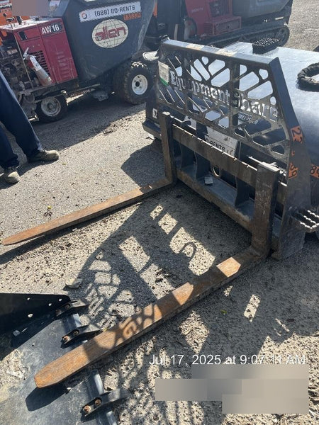 2022 PALADIN 48" Pallet Forks - Paladin