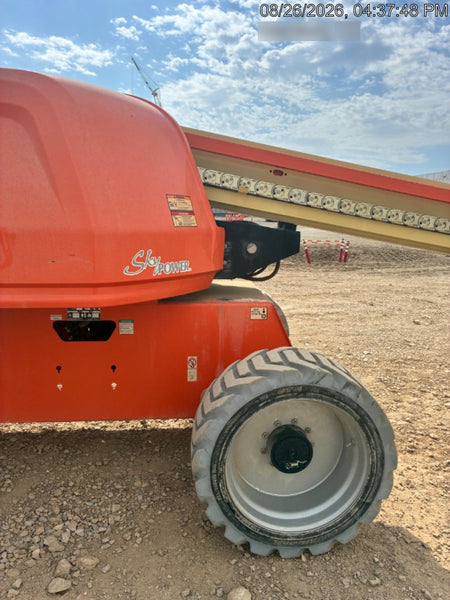 2022 JLG 660SJ