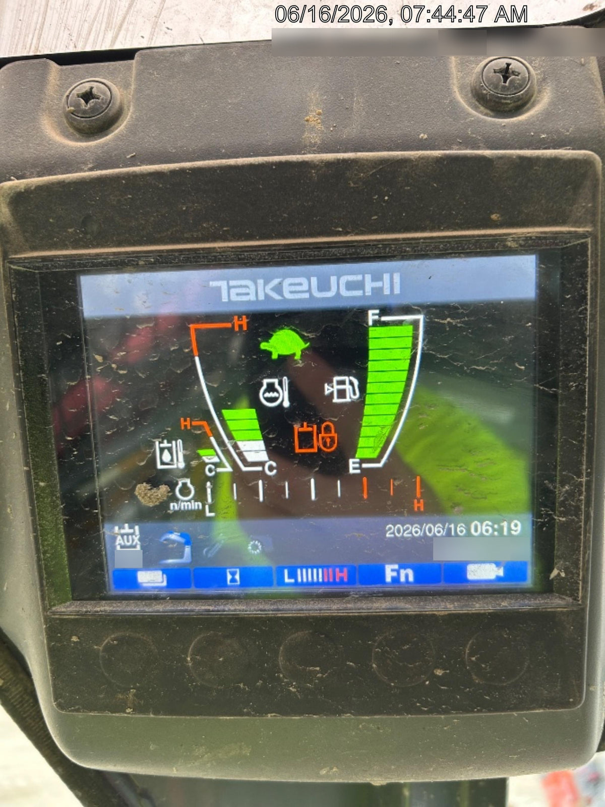 2022 TAKEUCHI TL6R