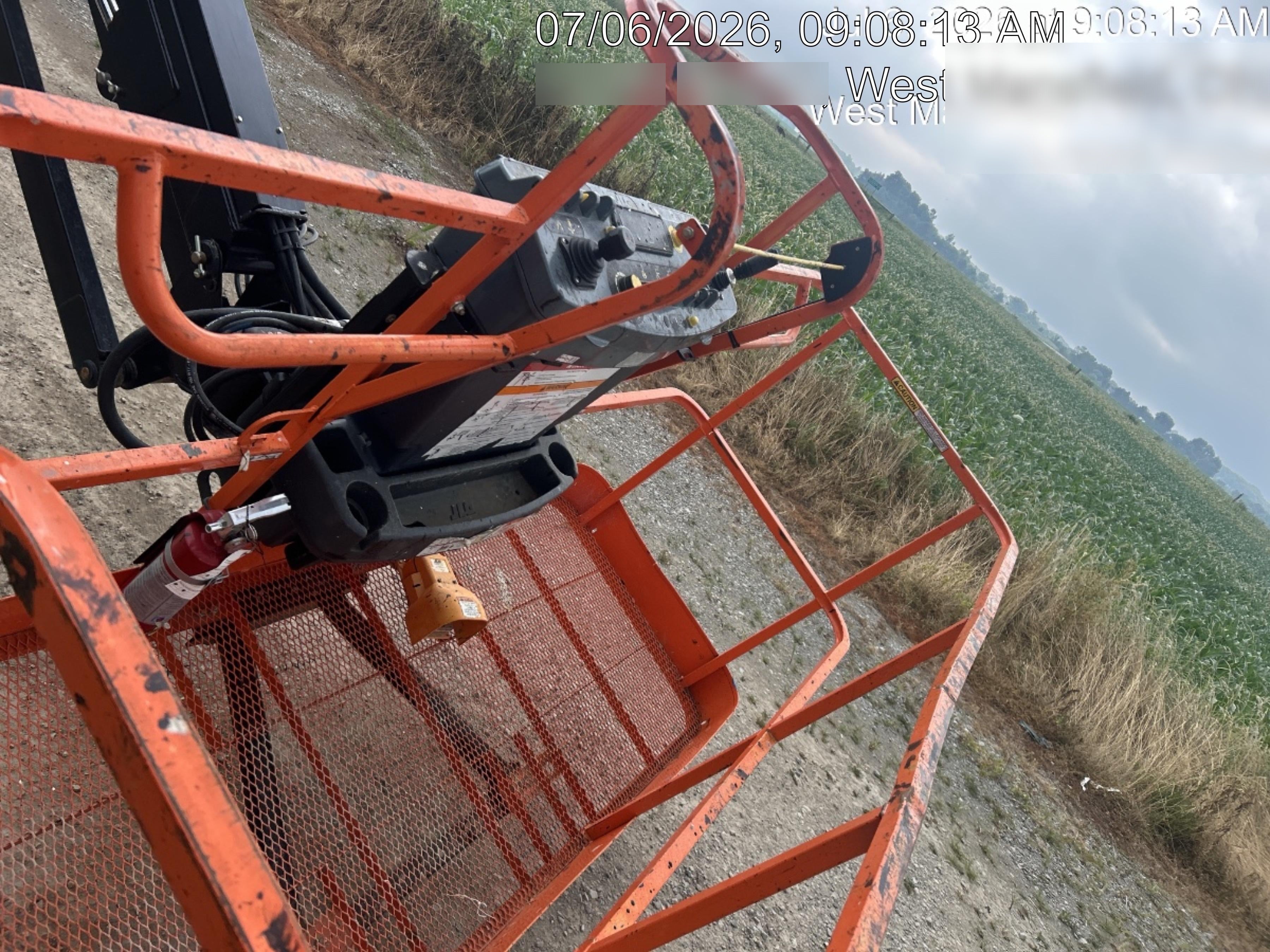 2025 JLG 660SJ
