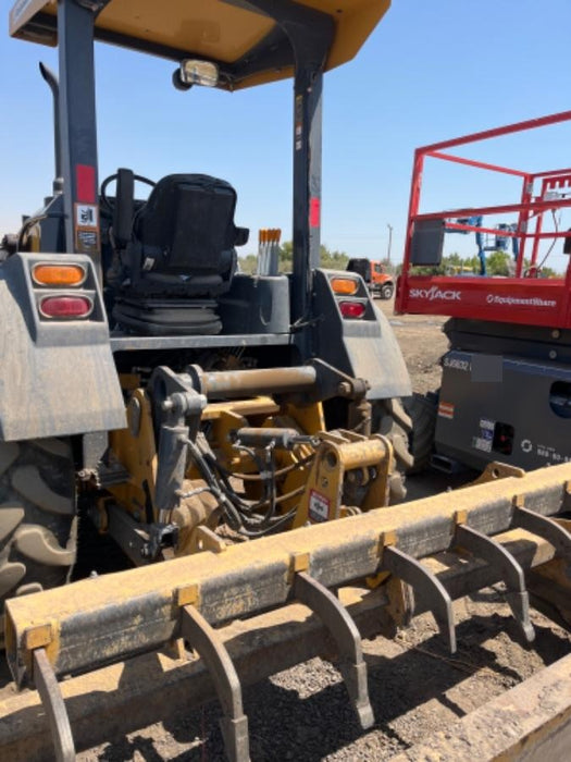2020 John Deere 210LEP Canopy, 4WD, Second rear hydraulic cylinder, Light Package, Wheel weights
