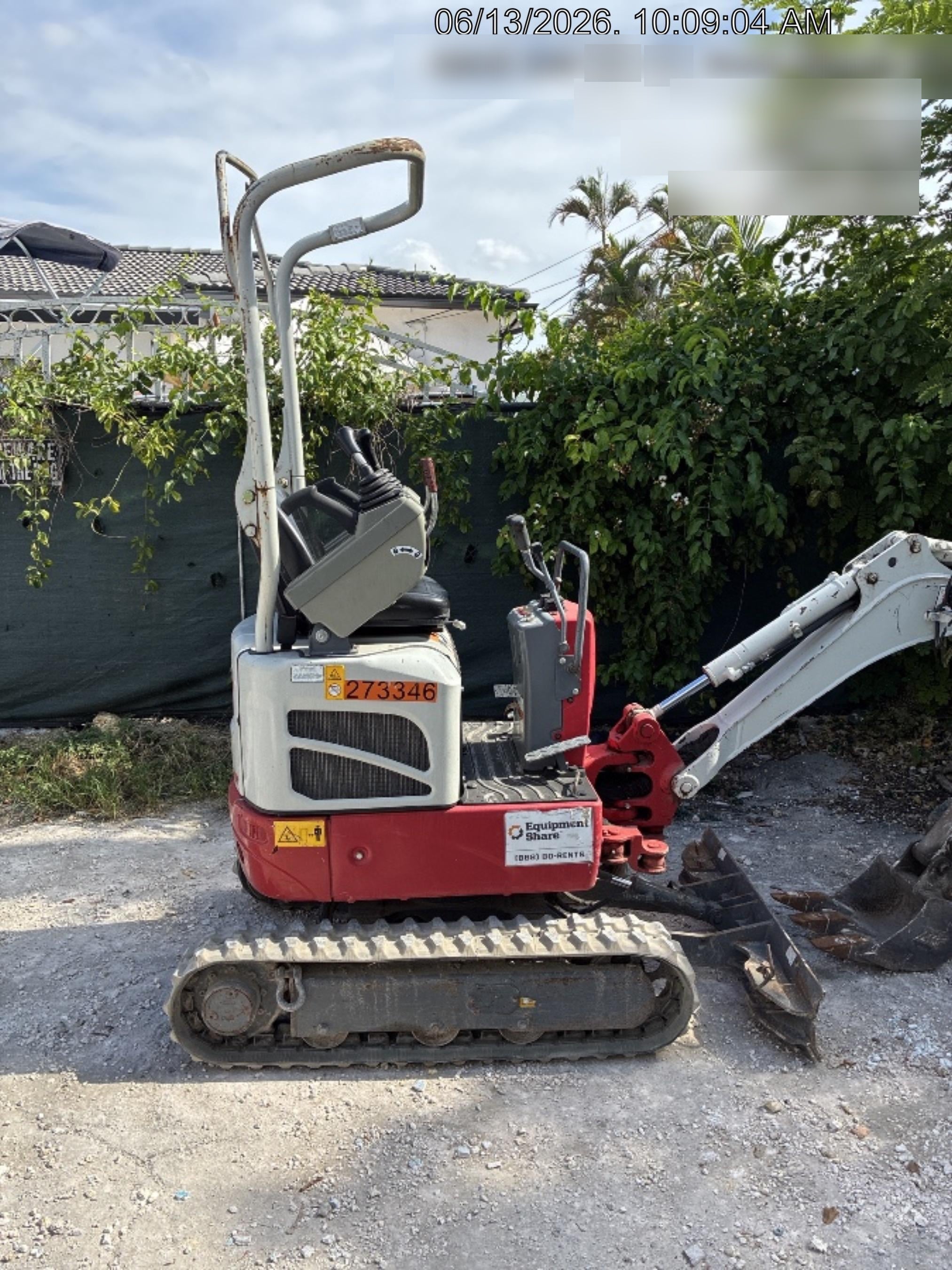 2022 TAKEUCHI TB210R
