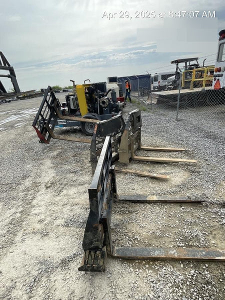 2020 PALADIN 48" Pallet Forks - Paladin