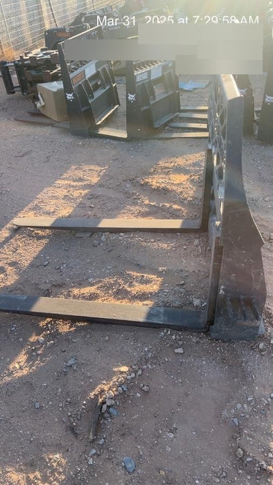 2021 PALADIN 48" Pallet Forks - Paladin