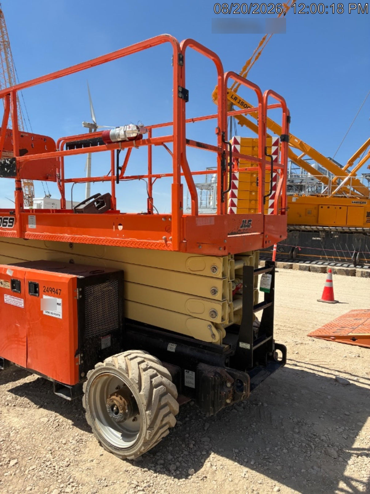 2022 JLG RT4069