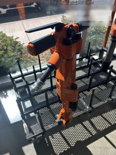 2024 MICHIGAN PNEUMATIC ES-TPB60-118-TRACKER