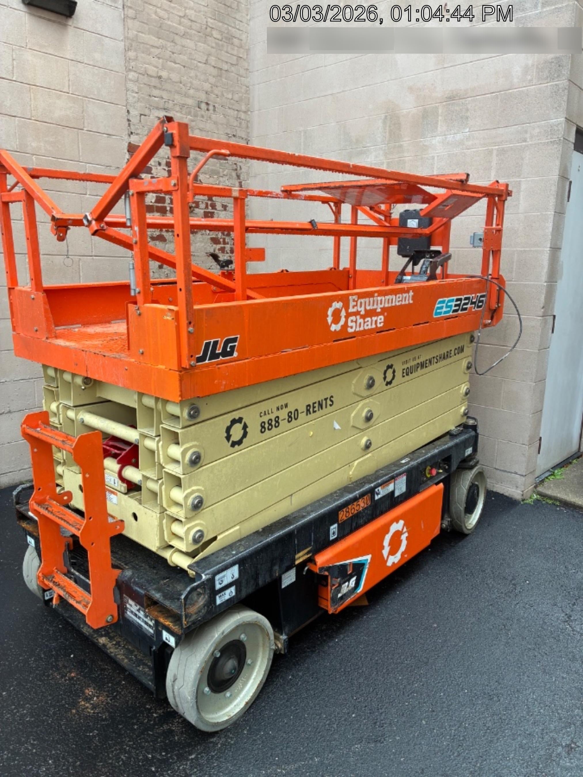 2022 JLG ES3246