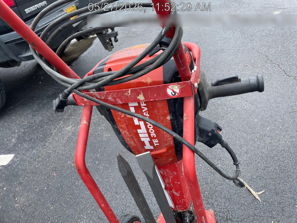 2020 HILTI TE 3000-AVR