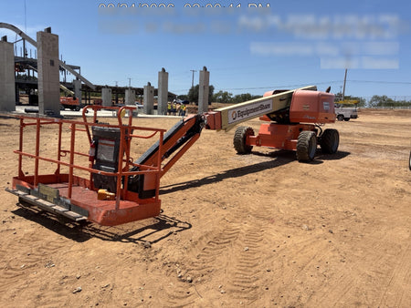 2019 JLG 660SJ