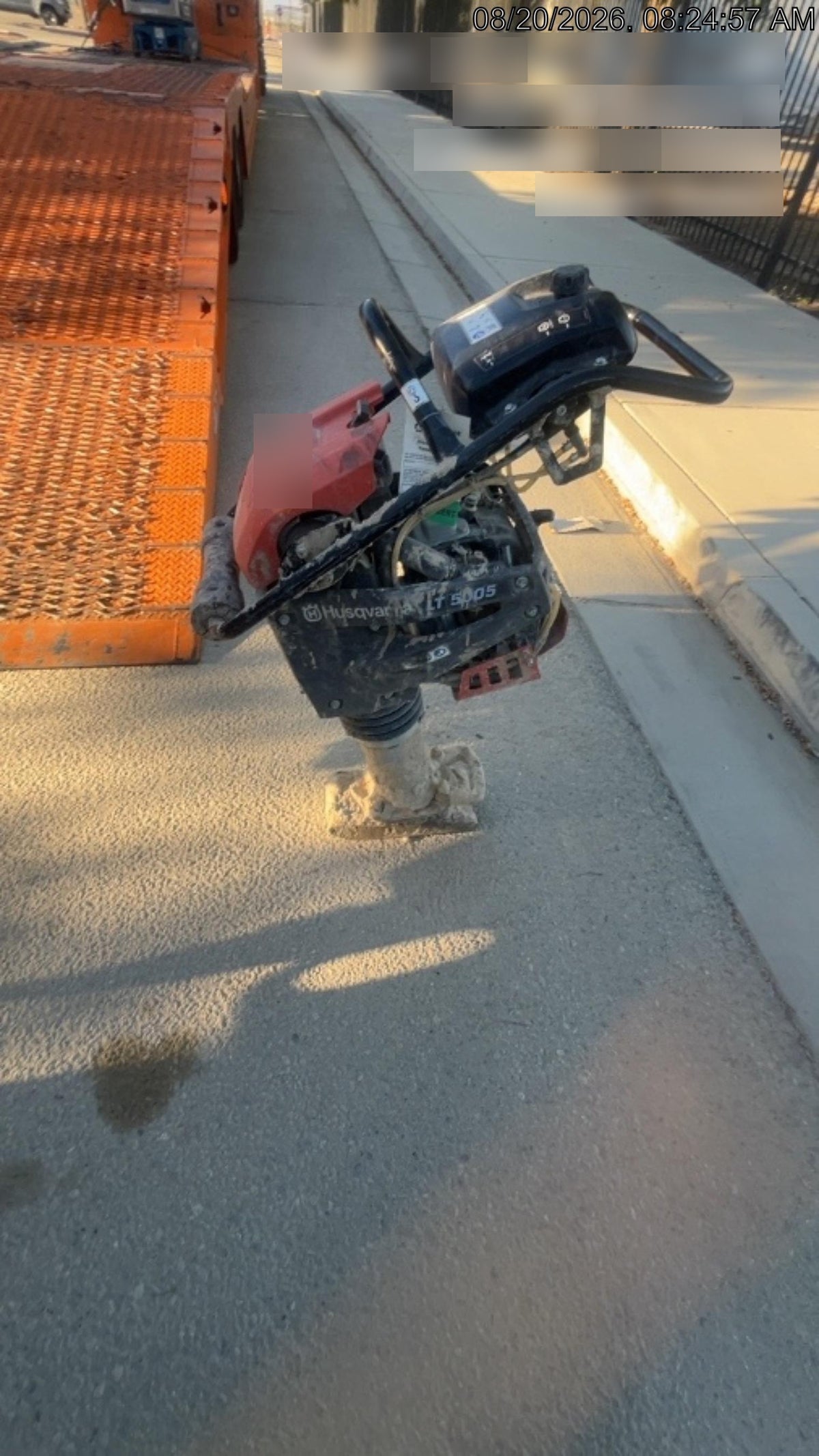 2025 HUSQVARNA LT5005