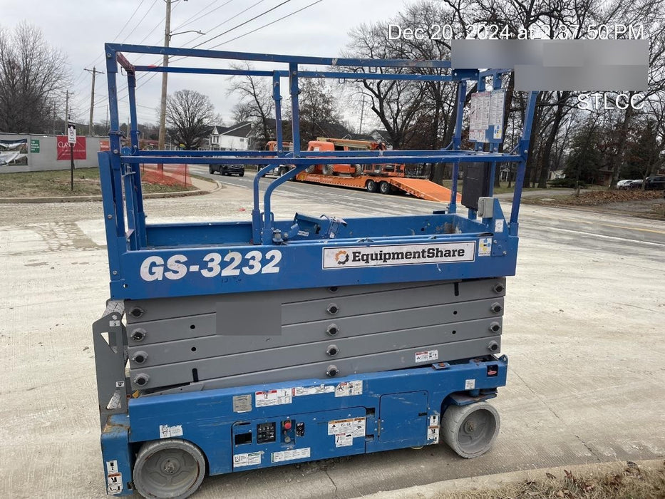 2019 Genie GS-3232 Standard Options