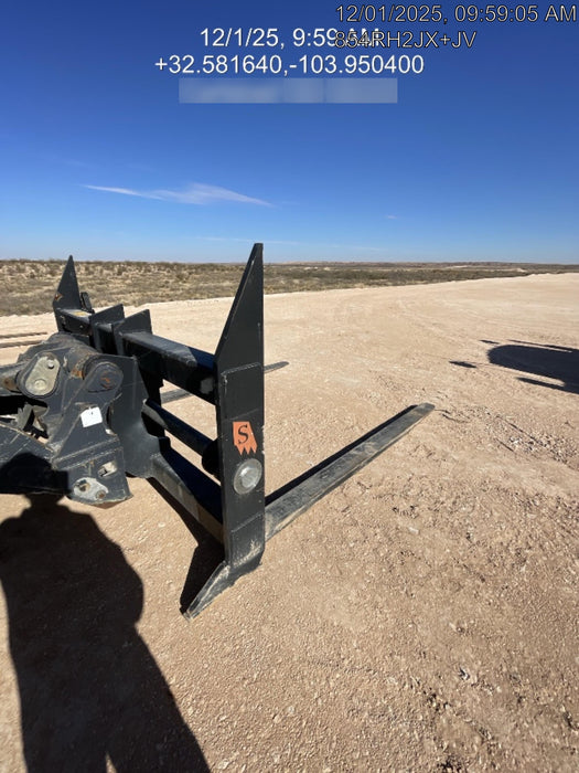 2024 SOLESBEE 96" Loader Fork Carriage - Solesbee