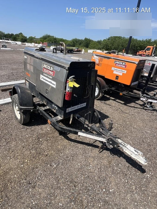 2019 Lincoln Electric Vantage 322 Welder Ready-Pak 3, Two wheel trailer, Fender and Light kit, Cable Rack