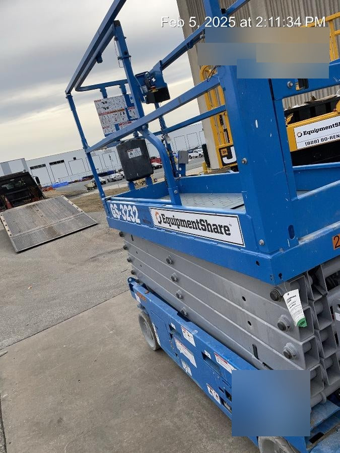 2022 GENIE GS-3232