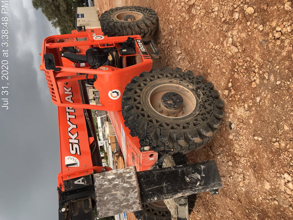 2018 SKYTRAK 10054