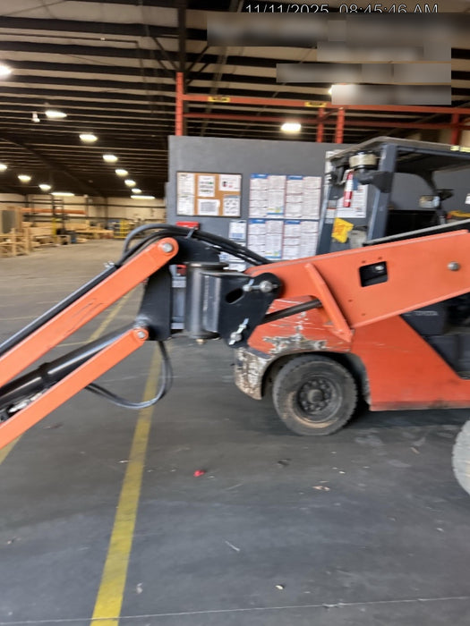 2019 JLG E300AJP