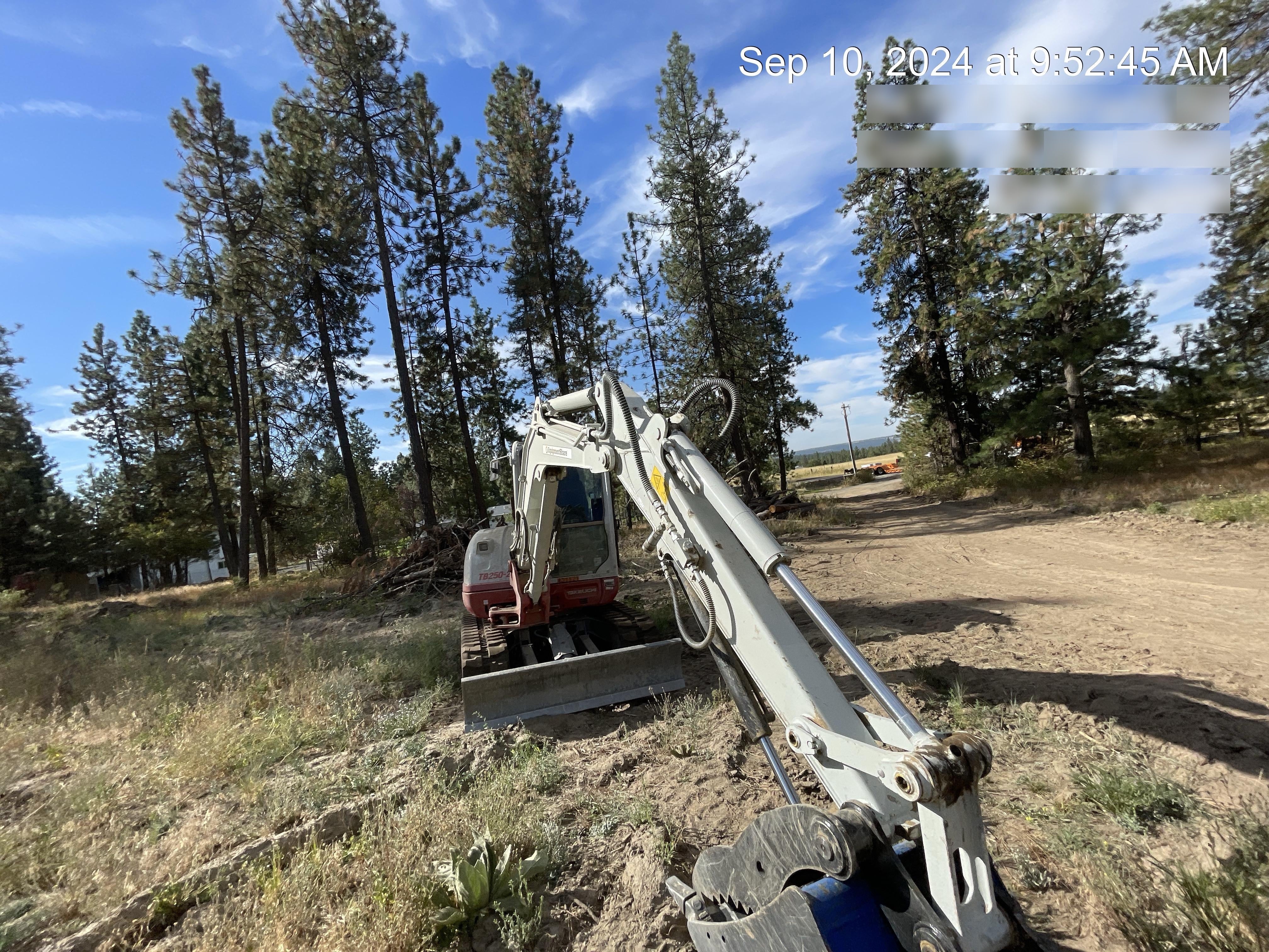 2024 TAKEUCHI TB250-2CR