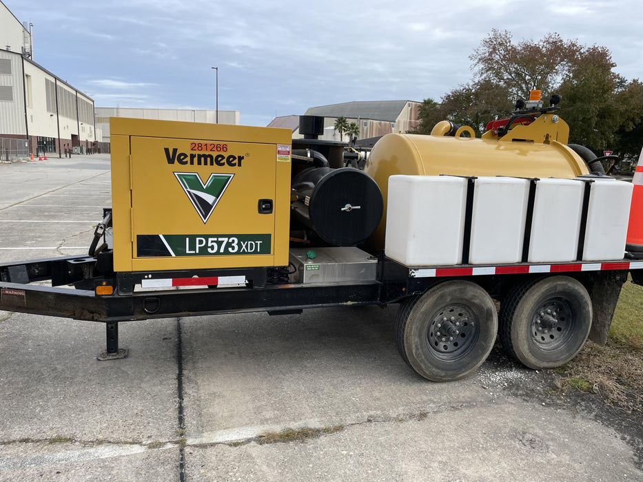 2023 Vac-Tron LP573XDT T4 Koehler Diesel Engine, 500 Gallon Debris Tank, x2 100 Gallon Water Tanks