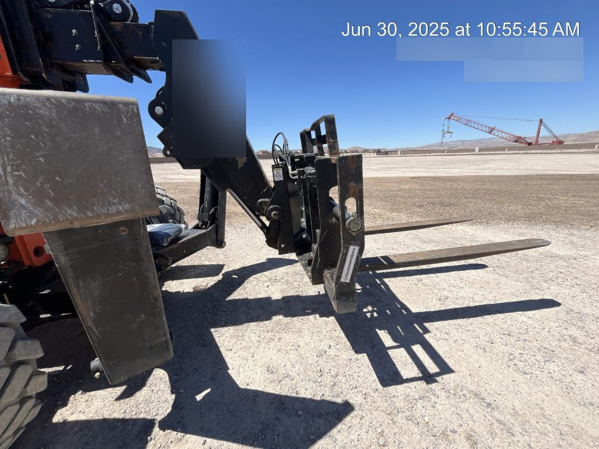 2020 JLG 1001095418S
