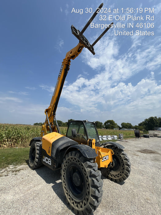2020 JCB 509-42 Cab/Heat/Air, Solid Tires, Work Lights, Beacon, Aux Hydraulics, Back up Alarm, Lifting Eye, ES Decals