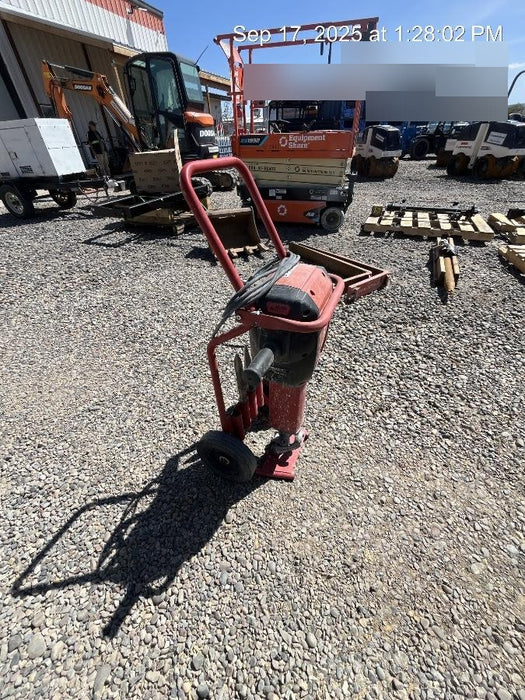 2021 HILTI TE 3000-AVR