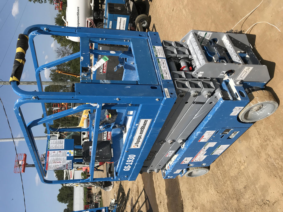 2020 Genie GS-1930 Solid Non Marking Tires, Beacon, Folding rails with half height swing gate