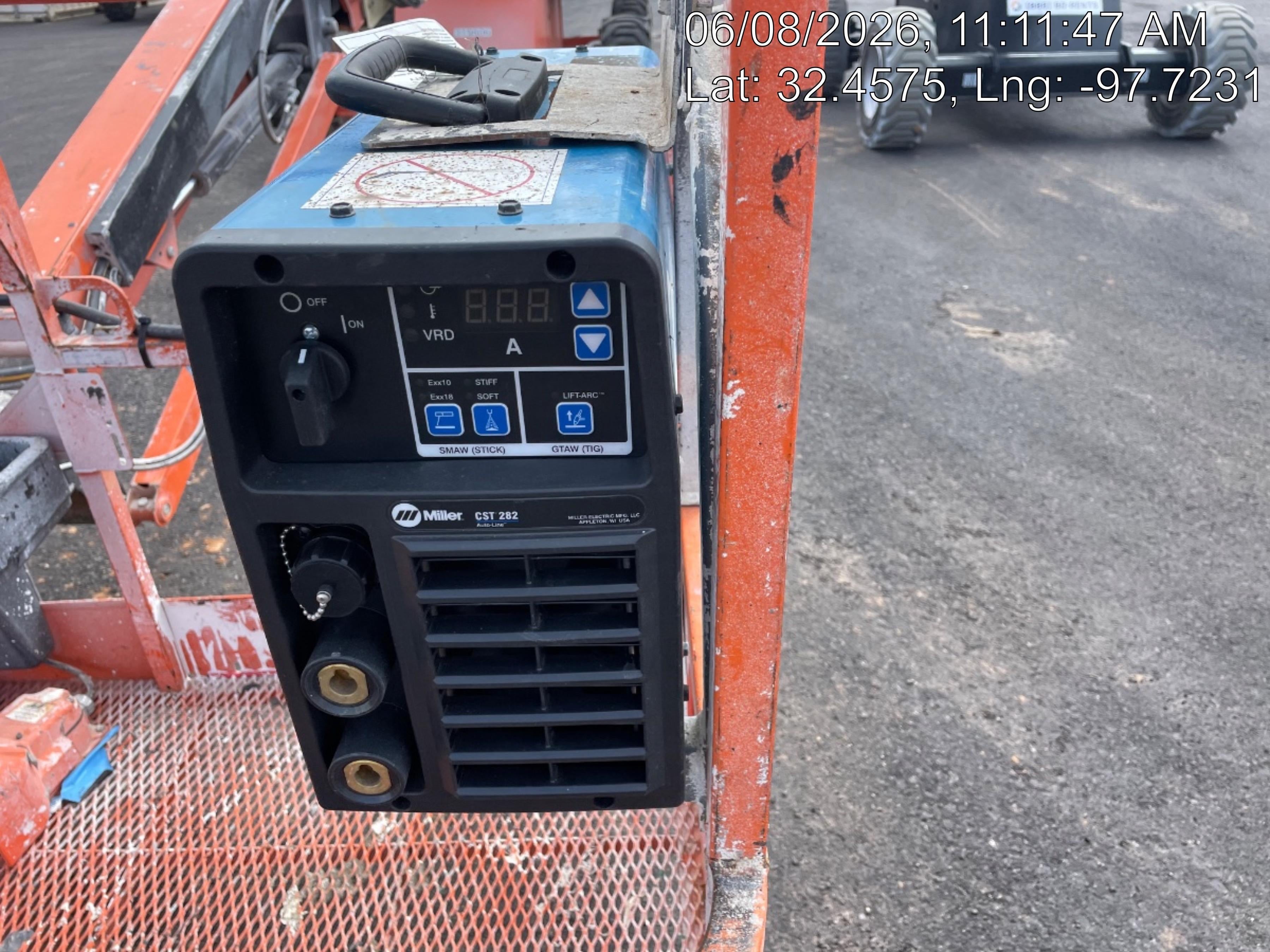 2025 MILLER ELECTRIC CST-282