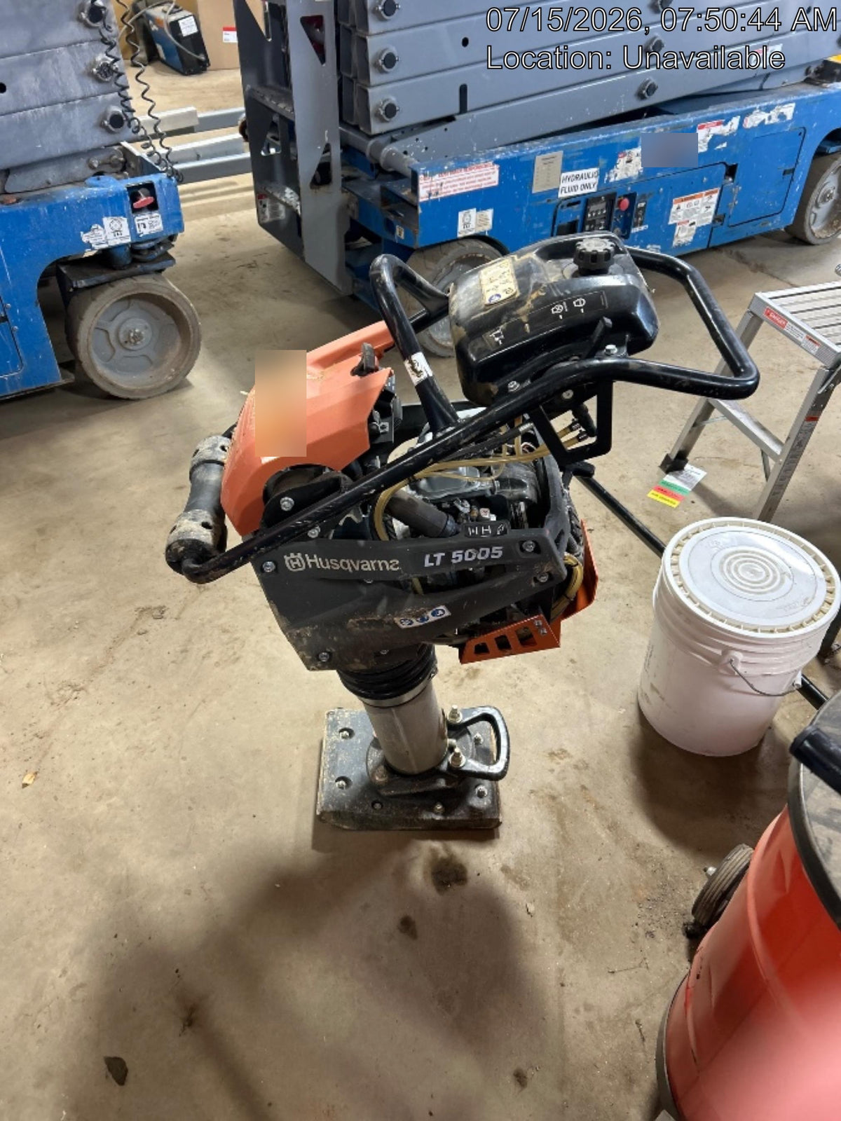 2025 HUSQVARNA LT5005