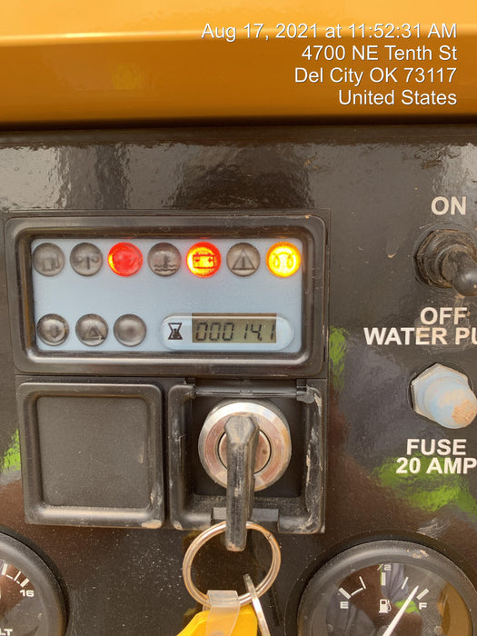 2021 Vac-Tron LP573XDT T4 Koehler Diesel Engine, 500 Gallon Debris Tank, x2 100 Gallon Water Tanks