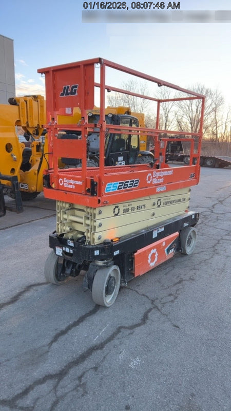 2022 JLG ES2632