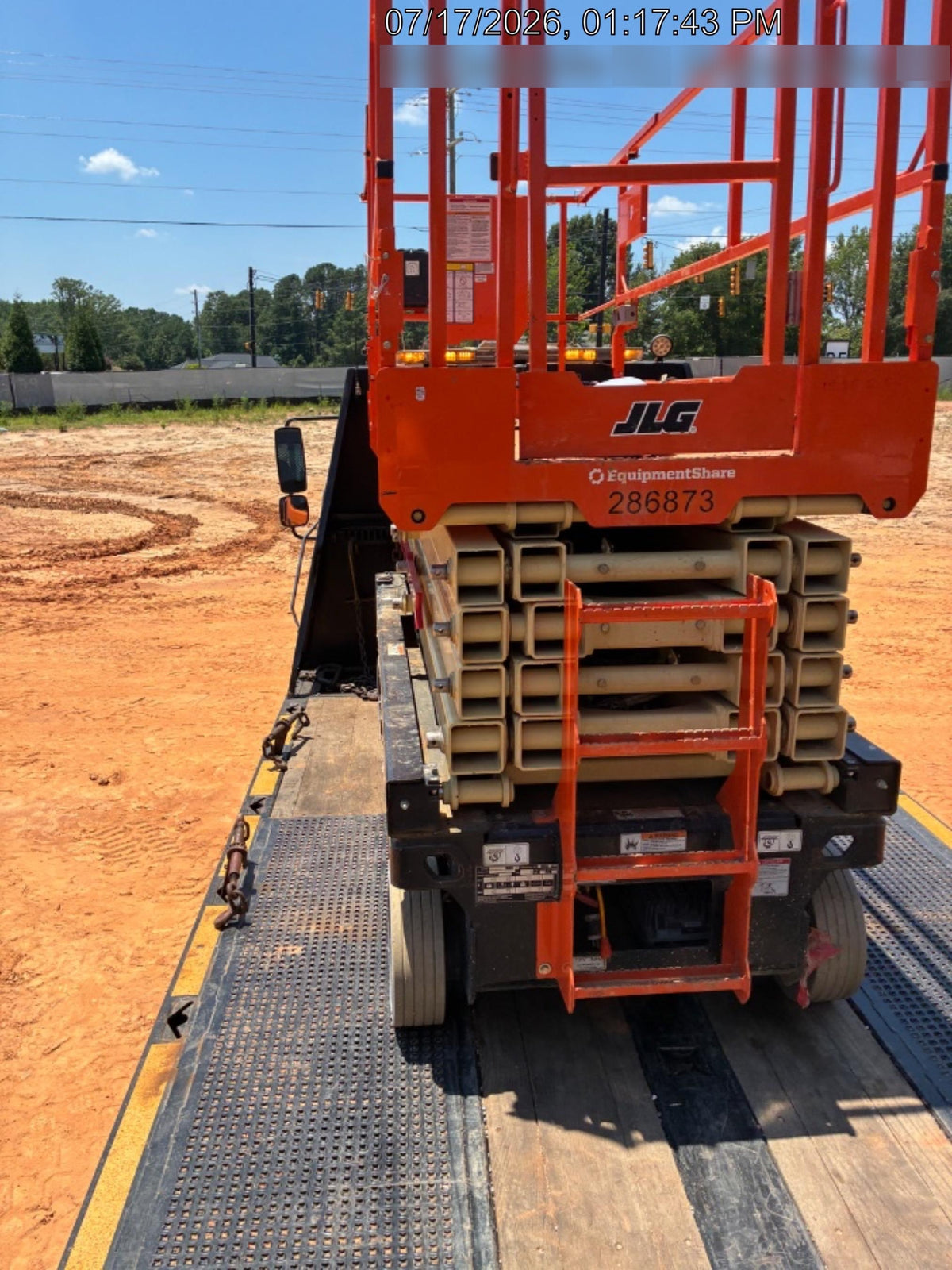 2022 JLG R4045