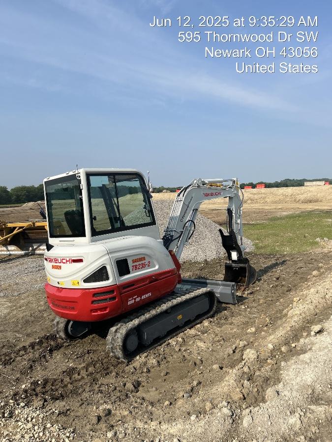 2025 TAKEUCHI TB235-2CR
