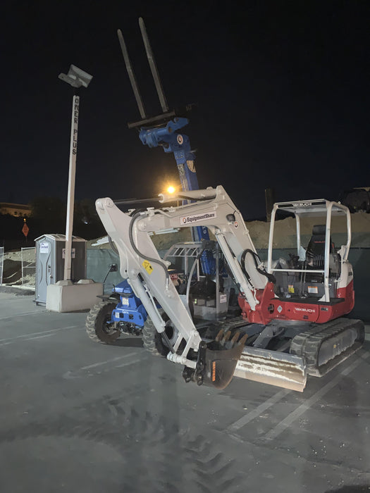 2021 TAKEUCHI TB250-2R