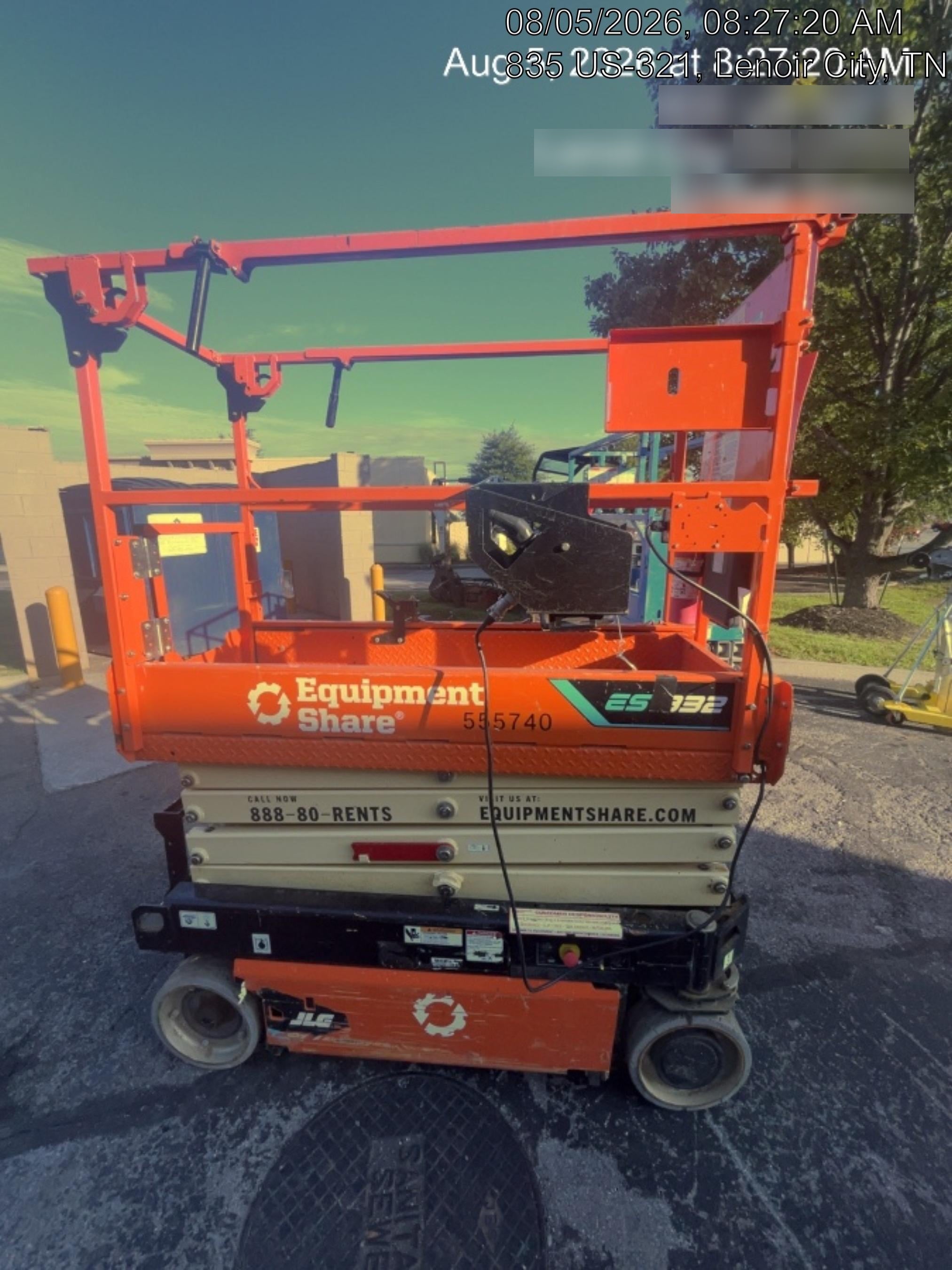 2025 JLG ES1932