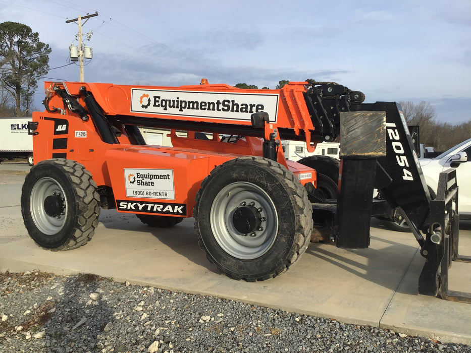 2020 SKYTRAK 12054
