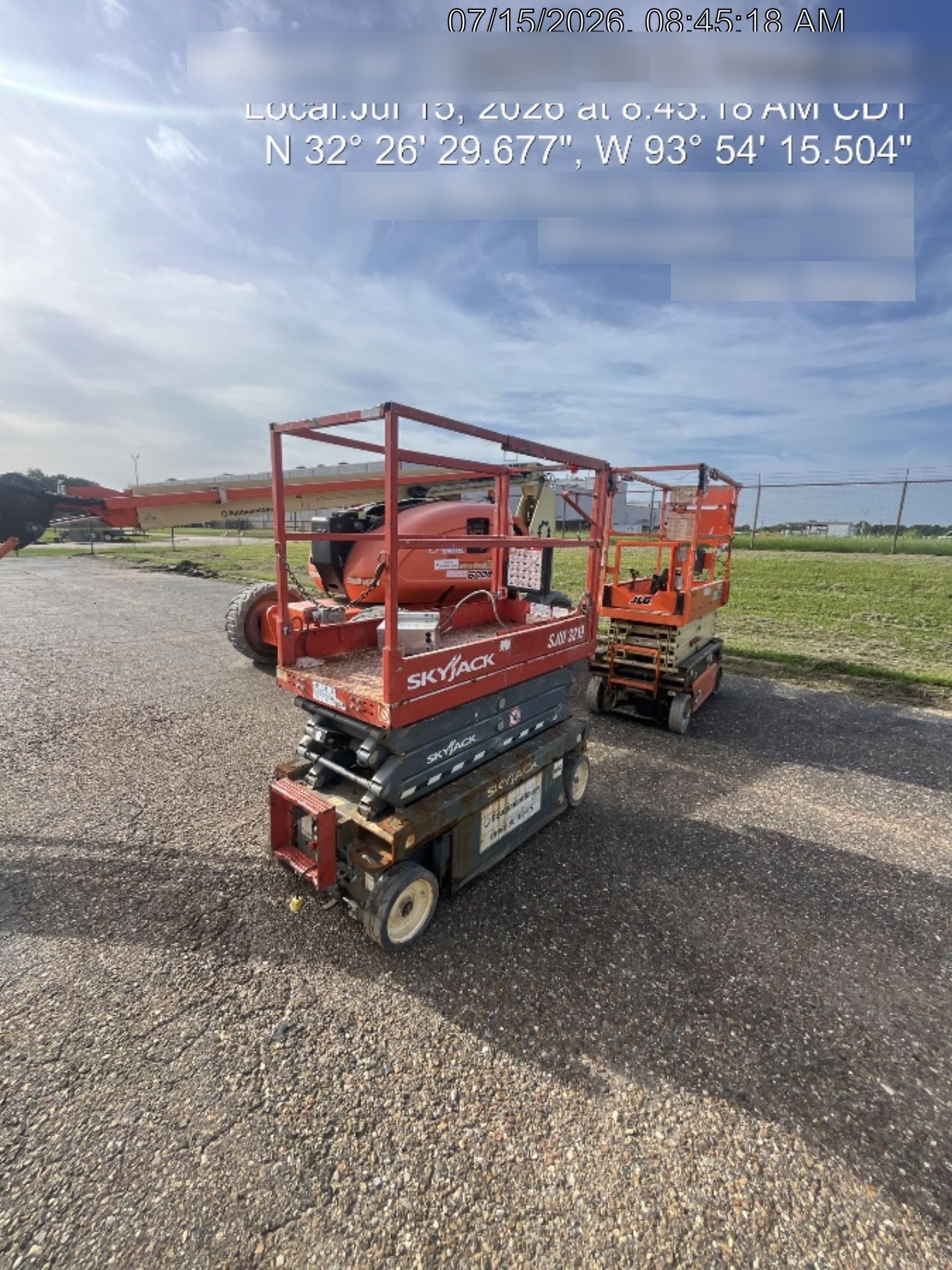 2018 Skyjack SJIII-3219 Skyjack SJIII3219 Scissor Lift w/Trojan Batteries