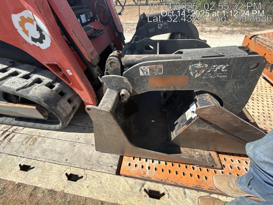 2019 PALADIN 76" Scrap Grapple Bucket - Paladin