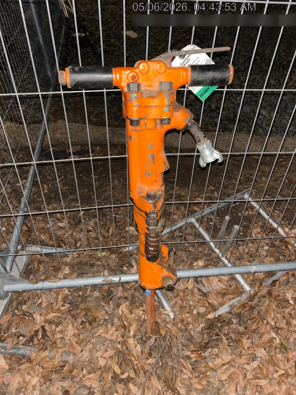 2022 MICHIGAN PNEUMATIC ES-CH4R-TRACKER