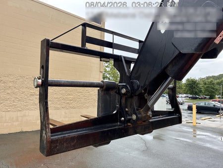 2022 SKYTRAK 8042