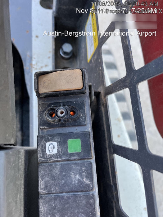 2019 Takeuchi TL8W Canopy, 15" Wide Rubber Tracks, Back-up Alarm, Front & Rear Working Lights, Auxiliary Hydraulics, Two-Speed Travel, Electronic Monitoring System w/76" HD Dirt Bucket with 8 Teeth, 20.3 cubic feet Capacity