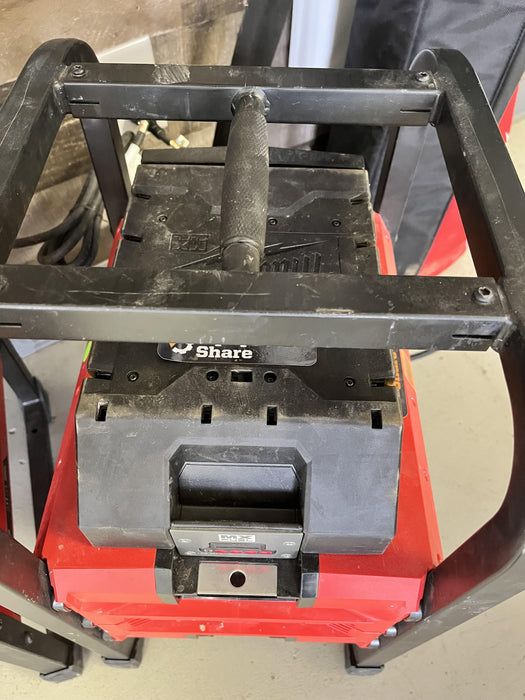 2022 MILWAUKEE MXF002-2XC