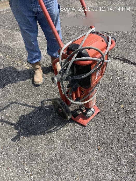 2020 HILTI TE 3000-AVR