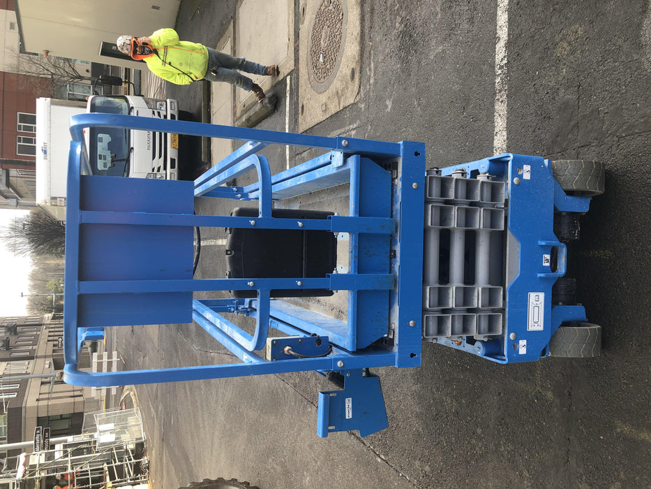 2020 Genie GS-1930 Fixed rails with chain entry gate - Pre A92.20, 800W Inverter