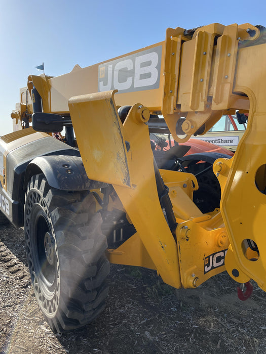 2023 JCB 510-56