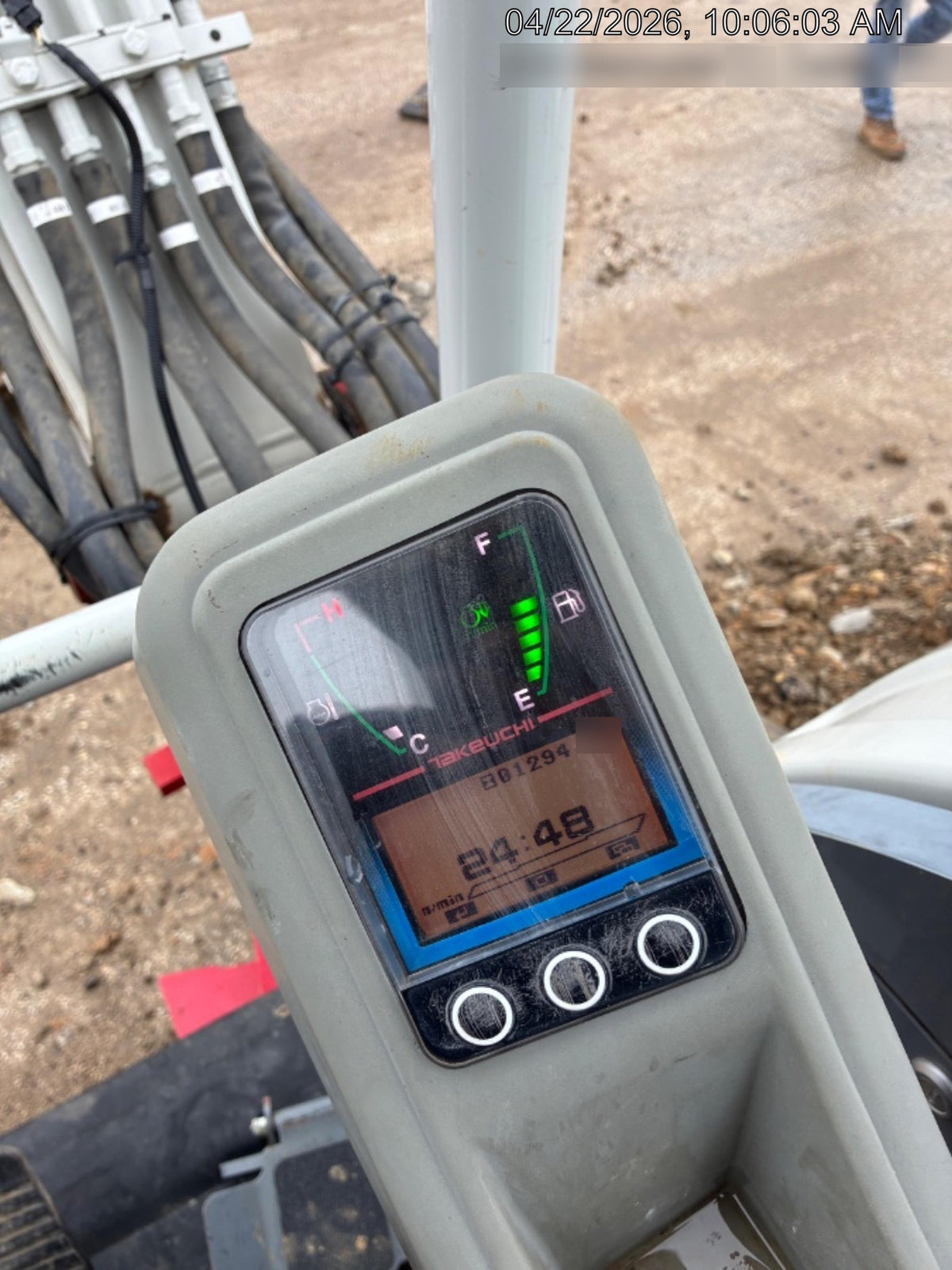 2022 TAKEUCHI TB250-2R