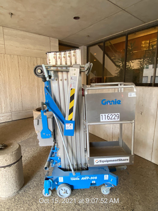 2020 GENIE AWP-30S