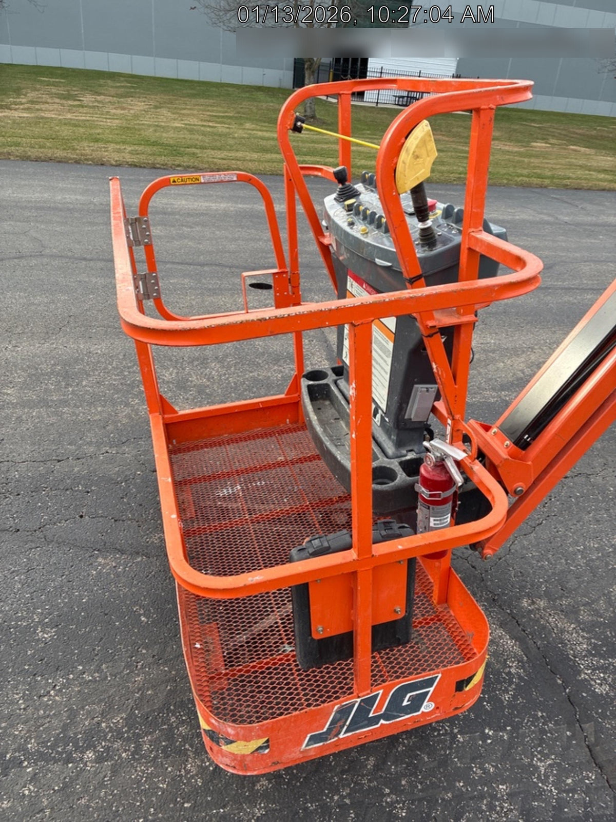 2022 JLG E450AJ