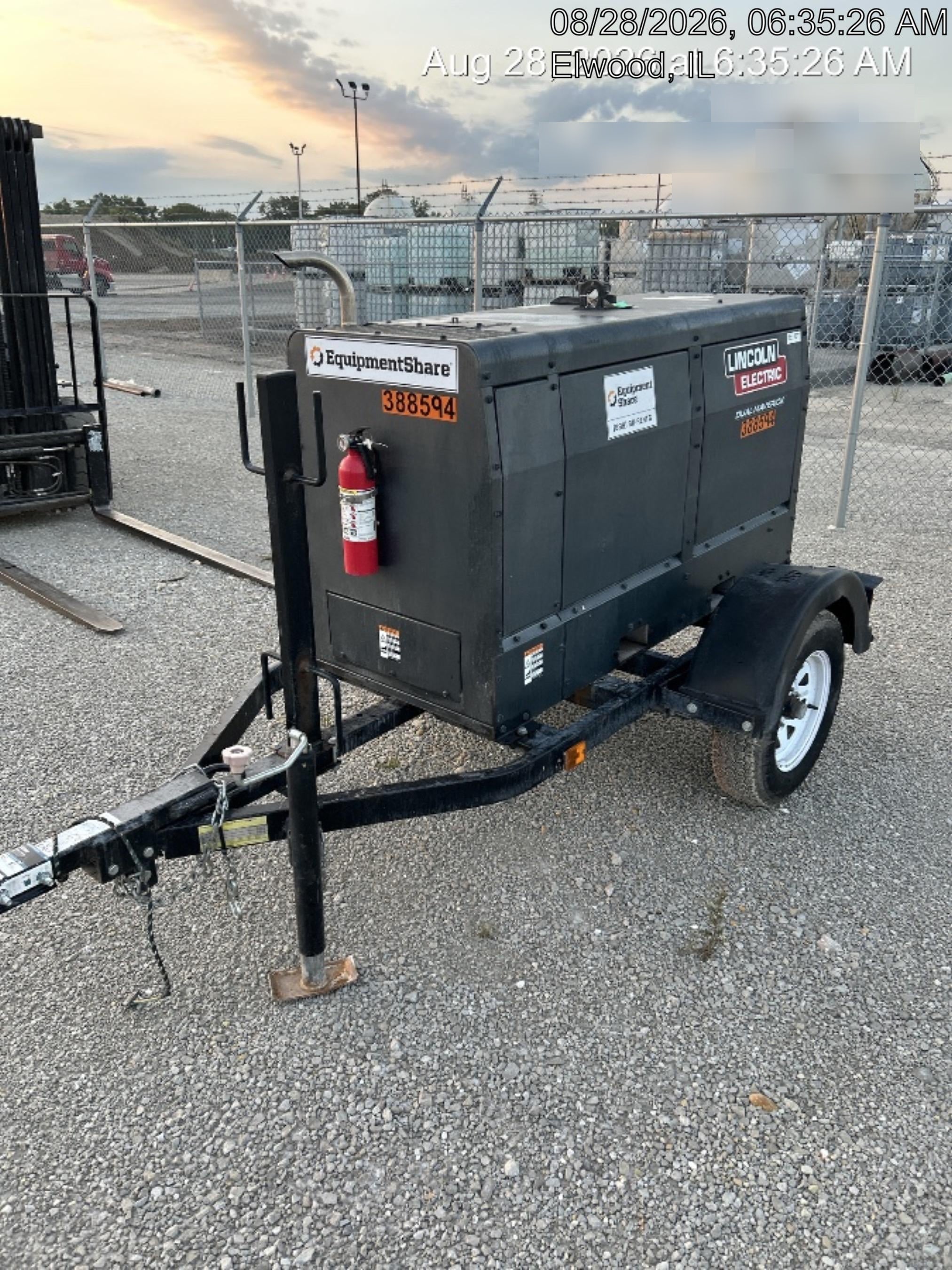 2024 Lincoln Electric Dual Maverick 200/200X Ready Pak 3, Includes Trailer, Cable Rack, Fender Light Kit K4382-1-RP3