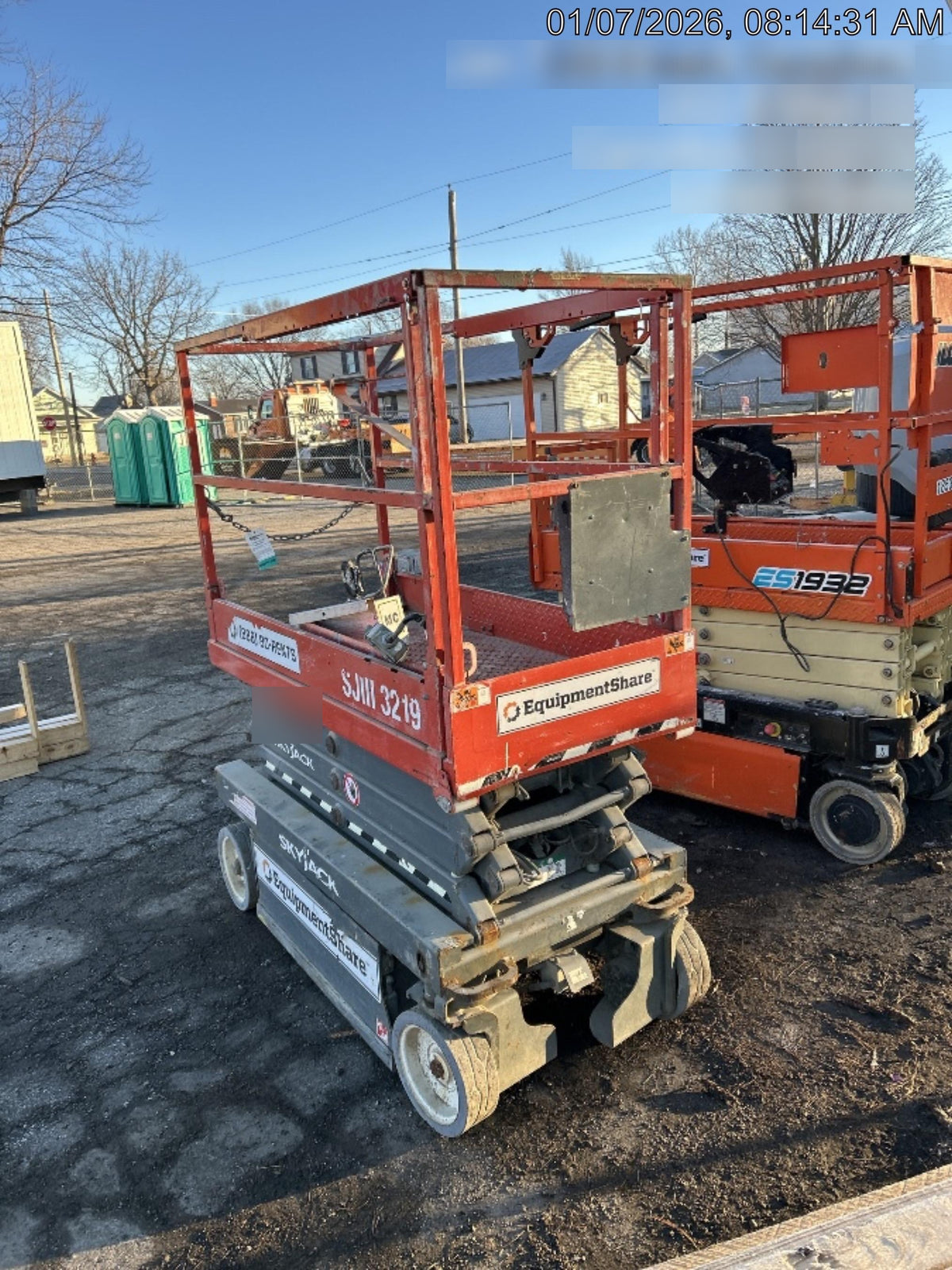 2021 JLG ES1932