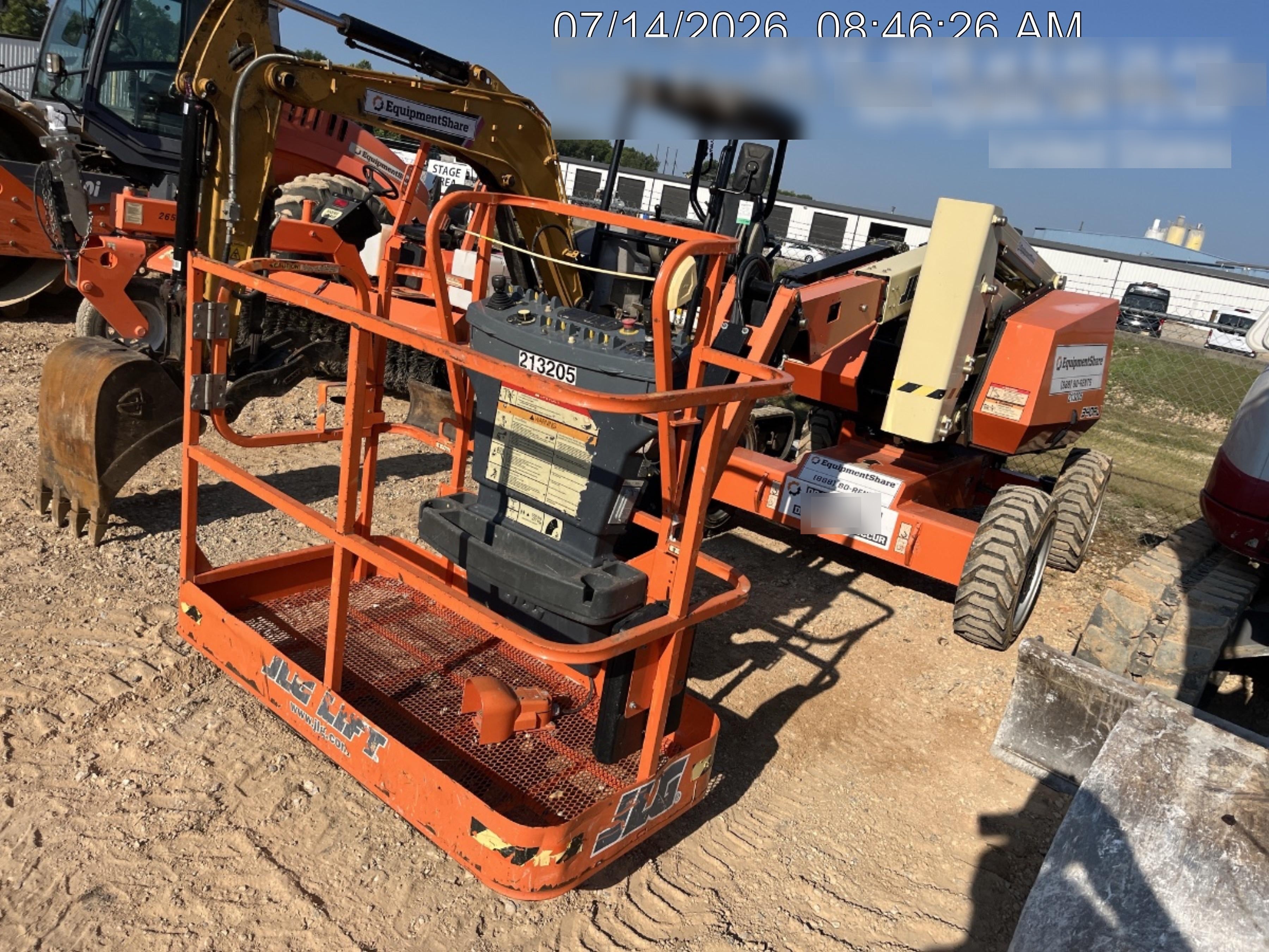 2022 JLG 340AJ